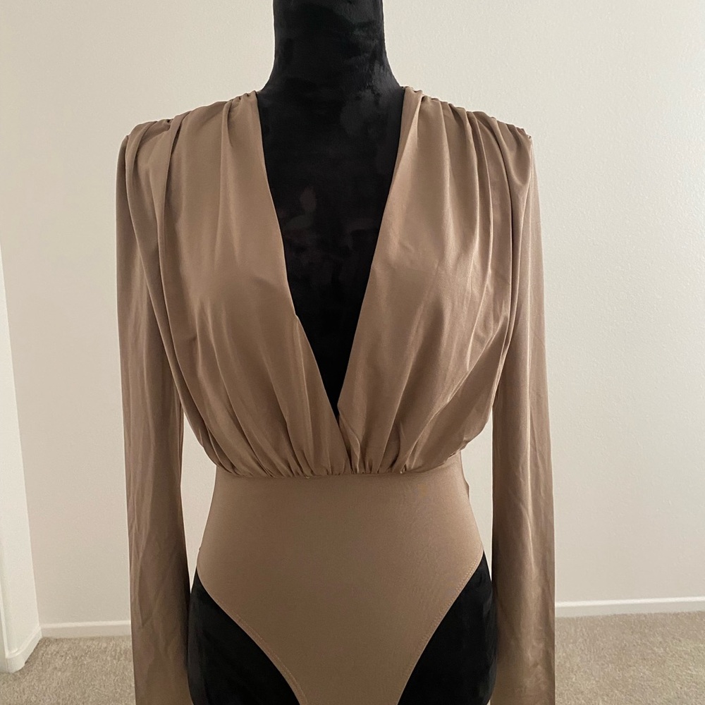 SHEIN Deep V-Neck Tan Bodysuit